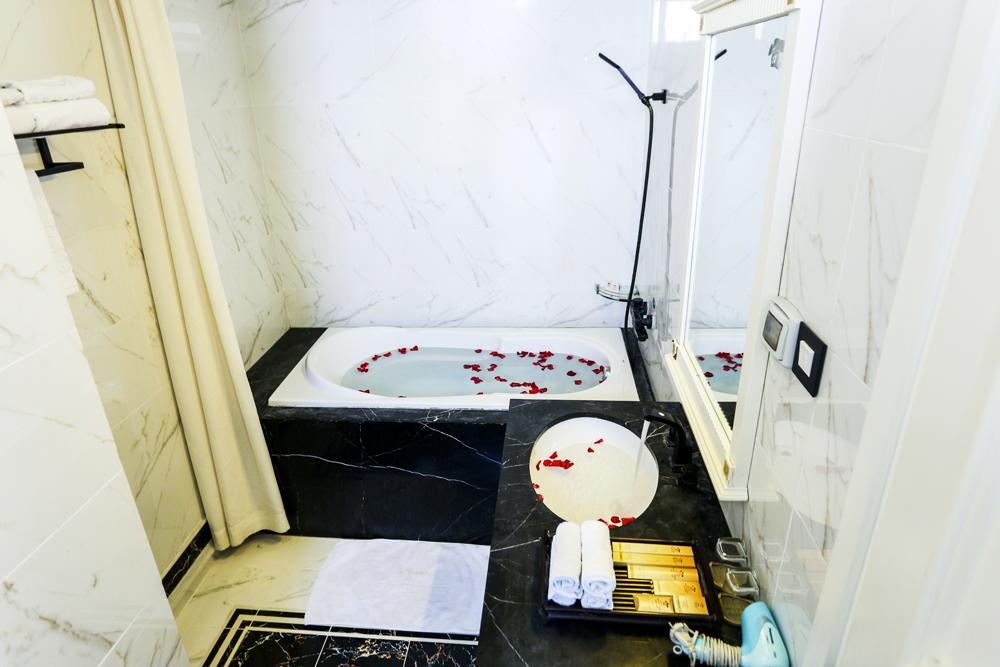 Seventeen Saloon Hotel Đà Nẵng Kültér fotó