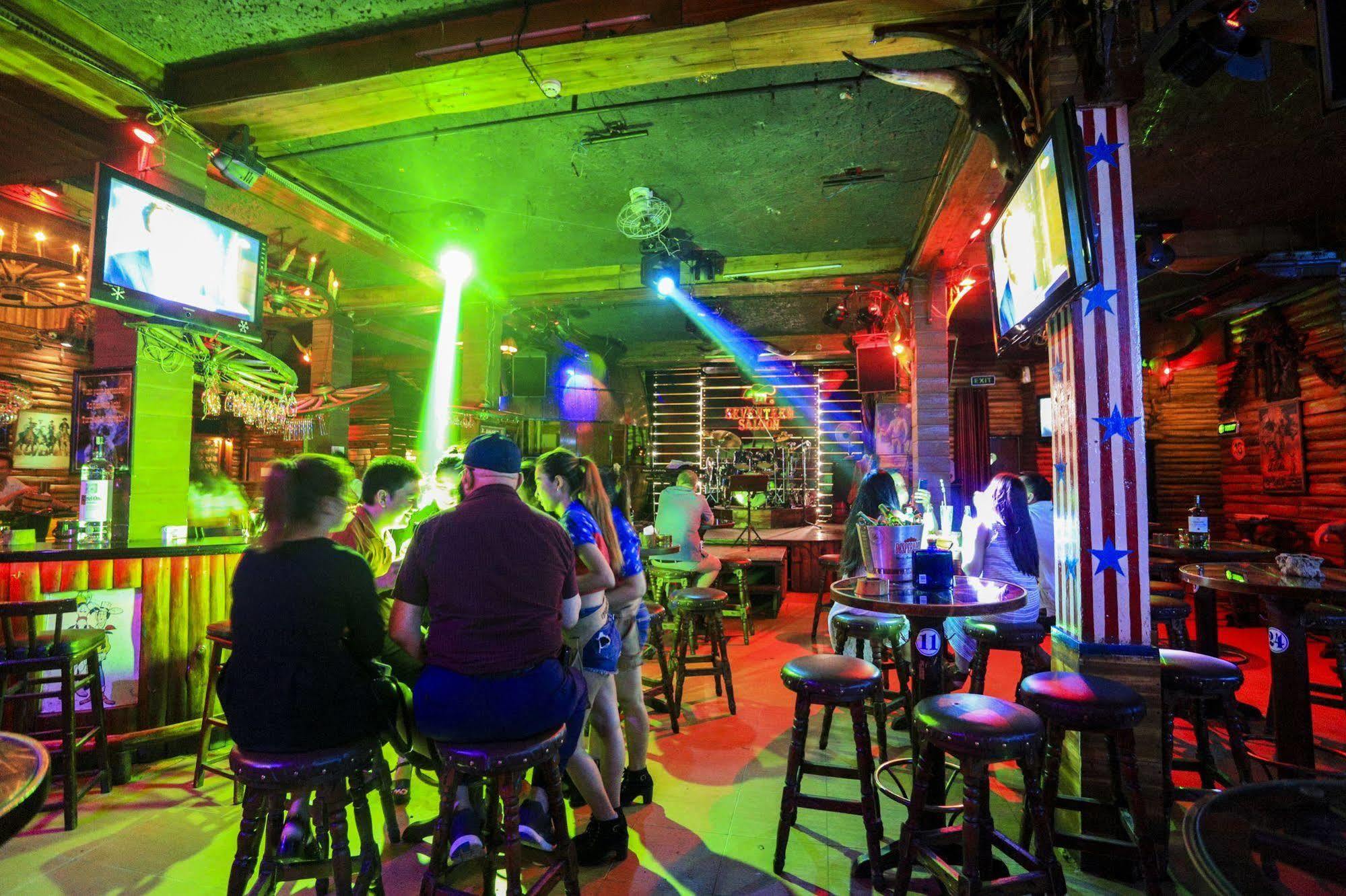 Seventeen Saloon Hotel Đà Nẵng Kültér fotó