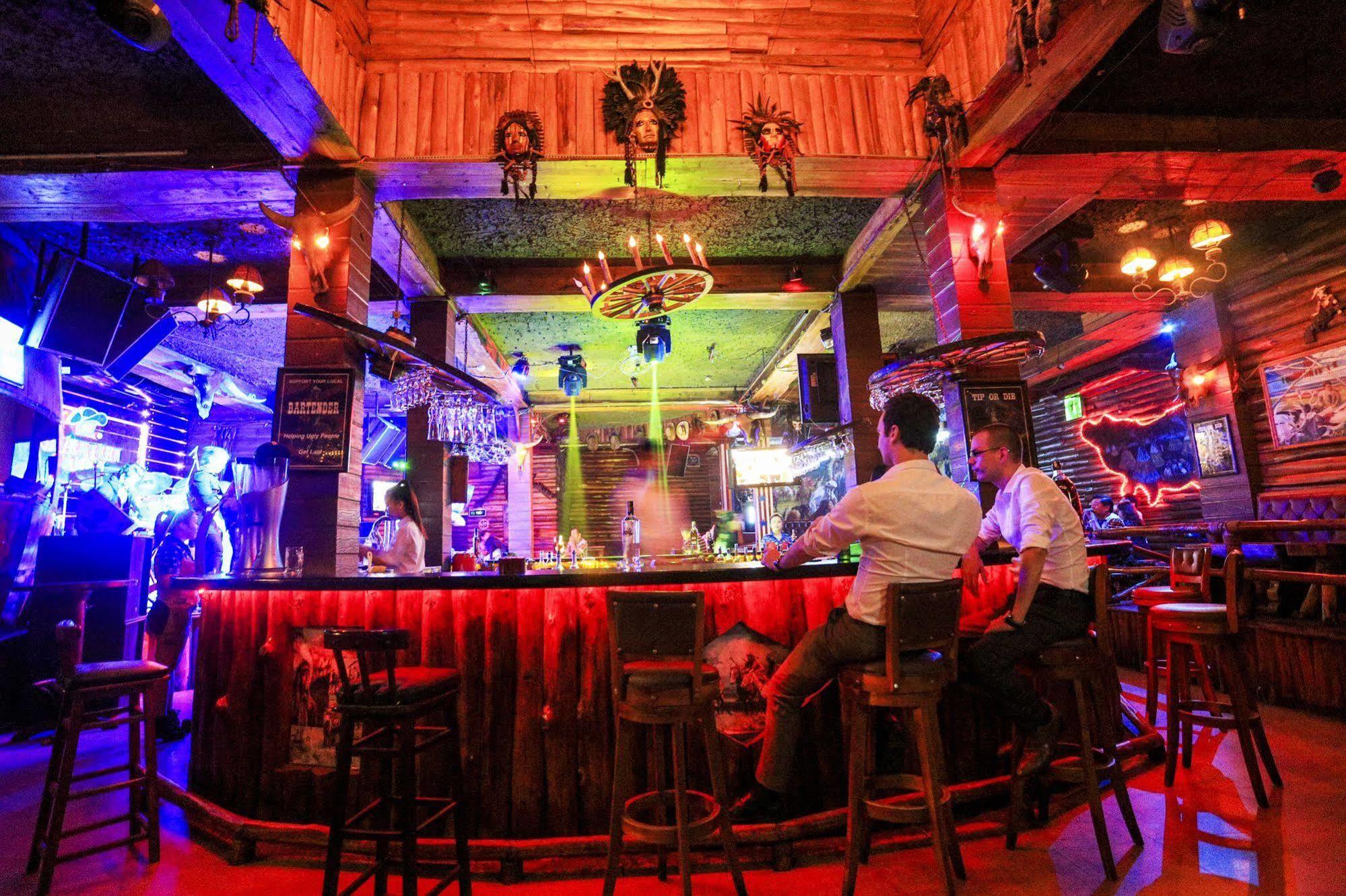 Seventeen Saloon Hotel Đà Nẵng Kültér fotó